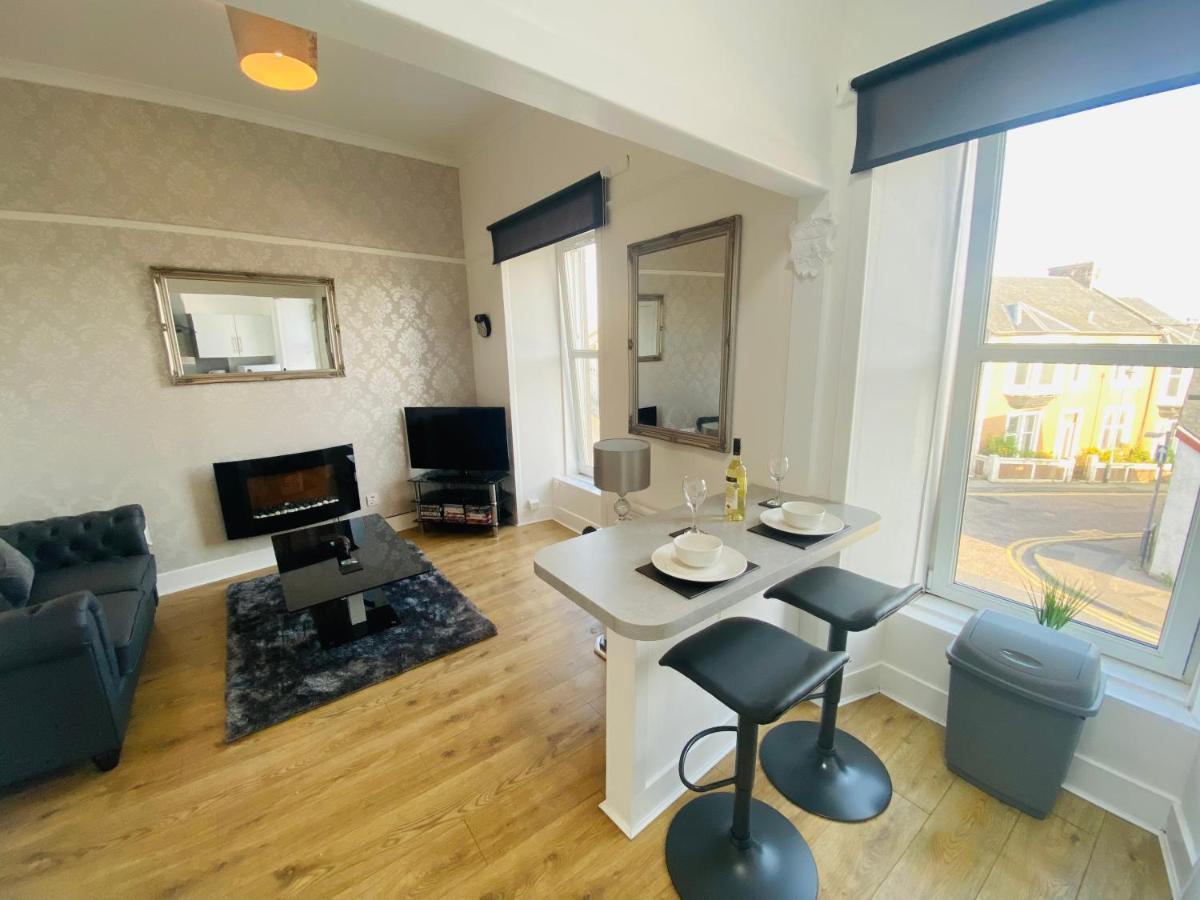 The Sleeping Lion - Dunoon Holiday Home Extérieur photo