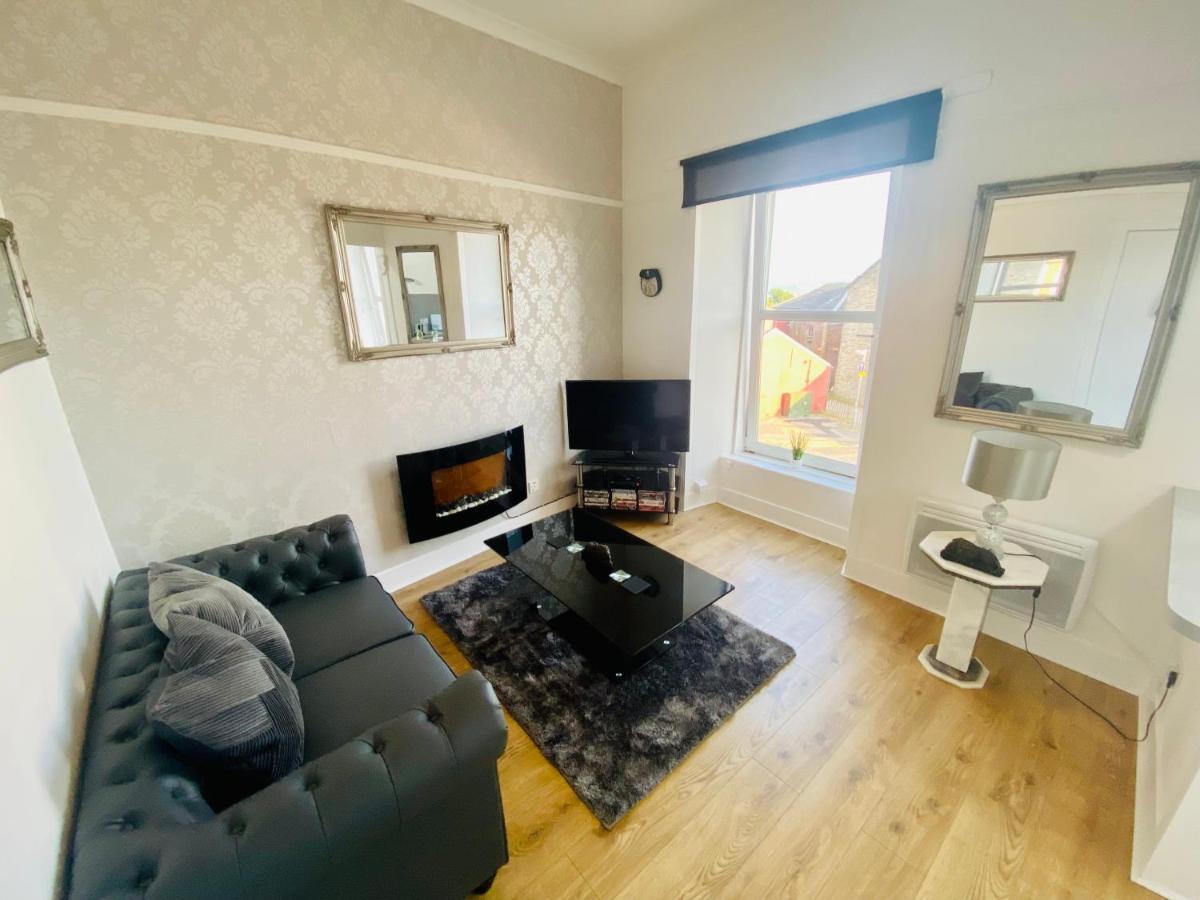 The Sleeping Lion - Dunoon Holiday Home Extérieur photo