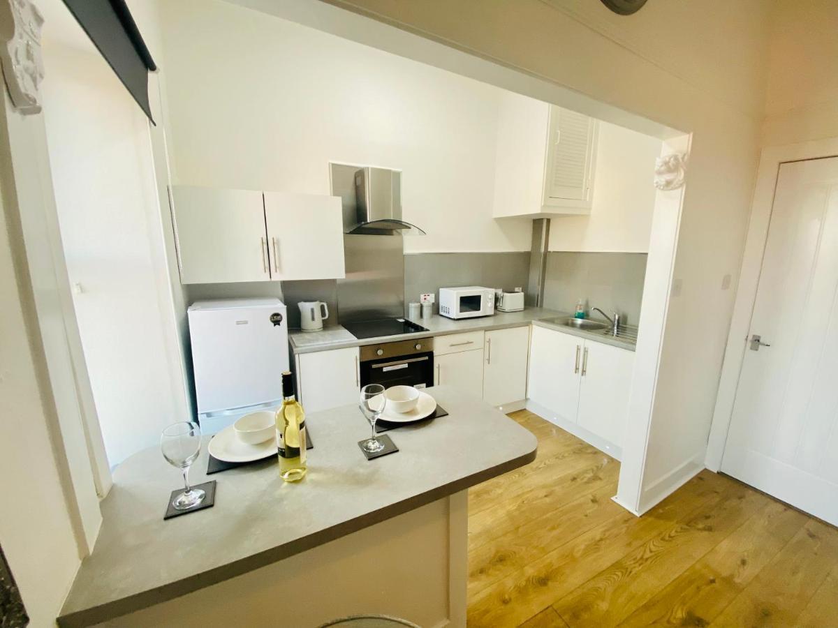 The Sleeping Lion - Dunoon Holiday Home Extérieur photo