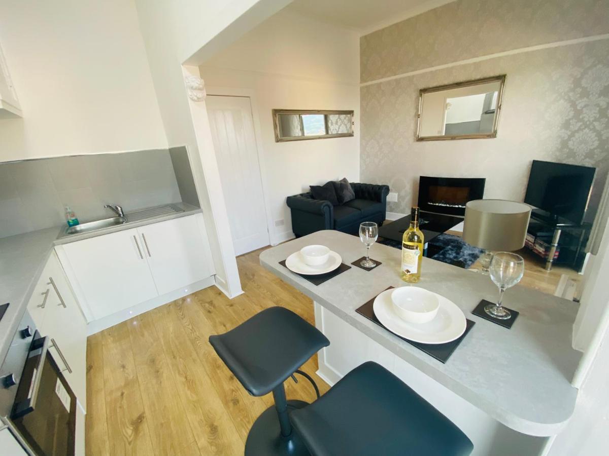 The Sleeping Lion - Dunoon Holiday Home Extérieur photo