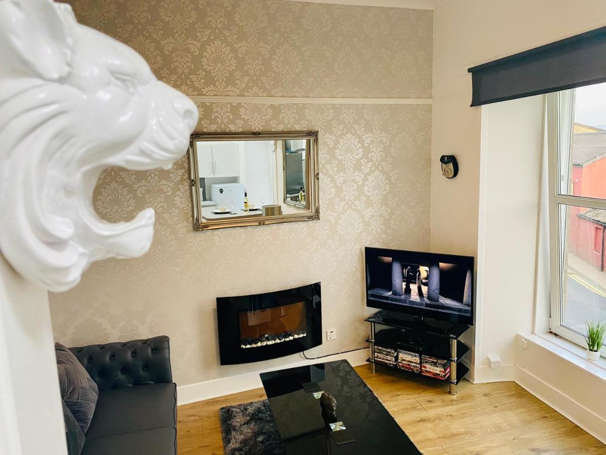 The Sleeping Lion - Dunoon Holiday Home Extérieur photo